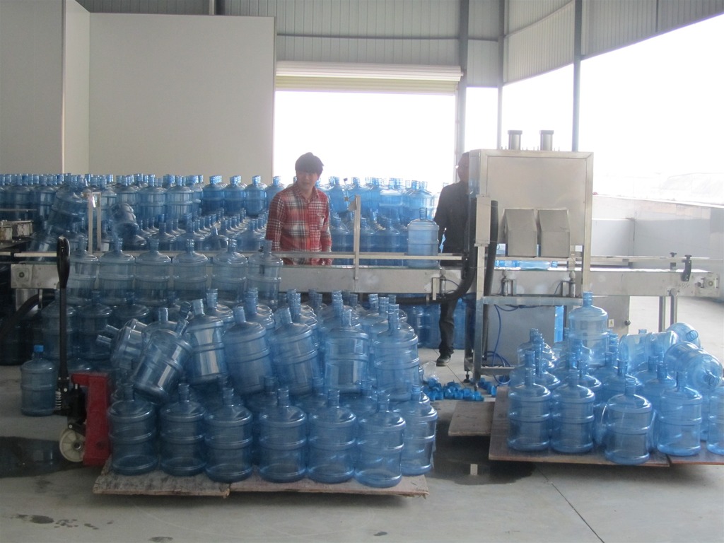 江门市粤馨饮水设备 5加仑桶装水灌装机与反渗透生产线全方位解析